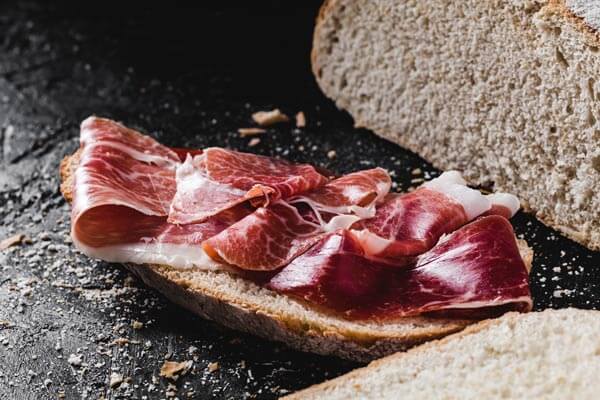 Tapa típica de Jamón Ibérico de Salamanca